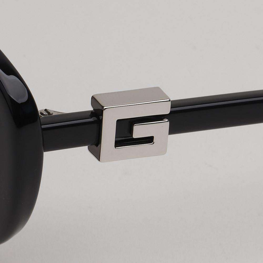 GUCCI Black Oval Sunglasses Unisex Asian Fit Fashion Accessory