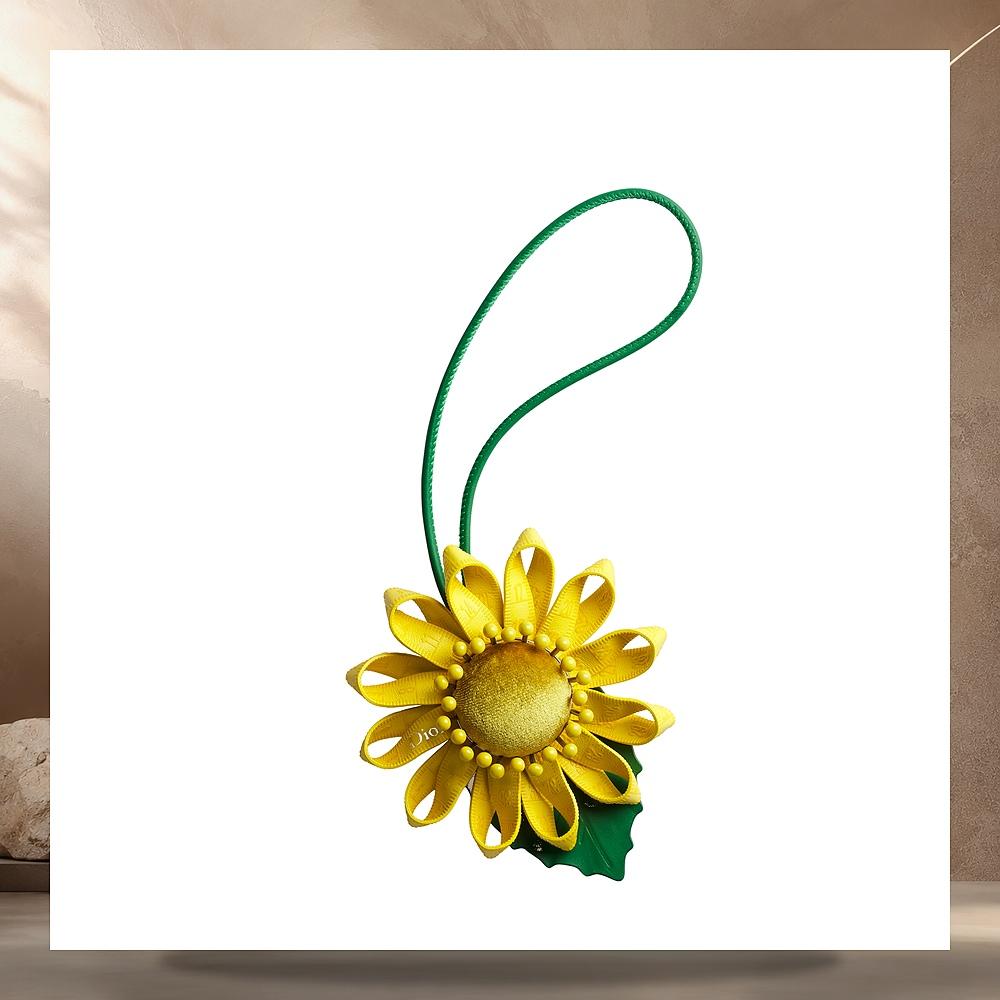 DIOR Yellow Green Calfskin Sunflower Bag Charm Antique Silver Br 2ESKH680GTVH200