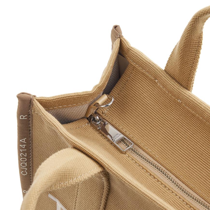Marc Jacobs Women’s Jacquard Medium Tote Bag M0017027 230