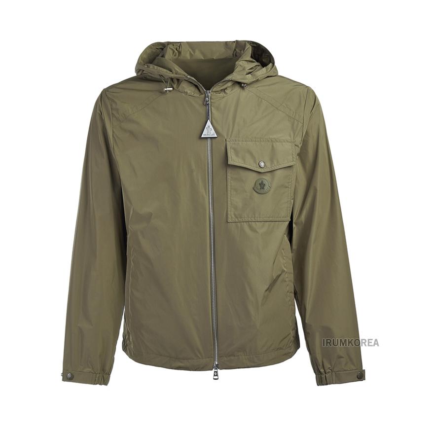 Moncler mens Fuyu windbreaker jacket 1A00195 549MF 82E