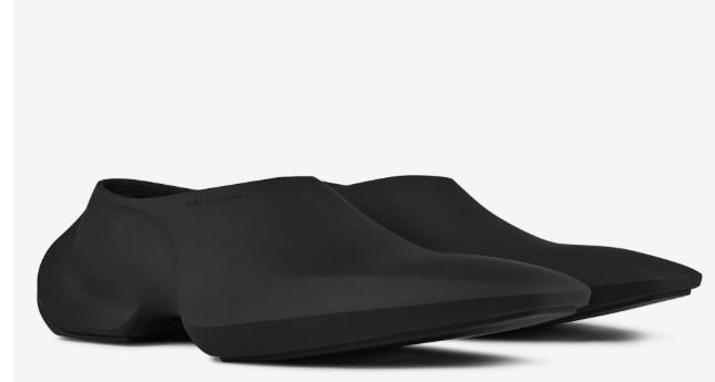 BALENCIAGA Black Space Leather Loafers