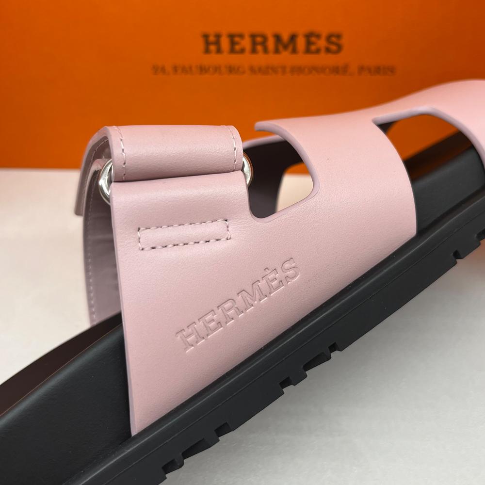 HERMES Rose Pink Chypre Sandals for Women