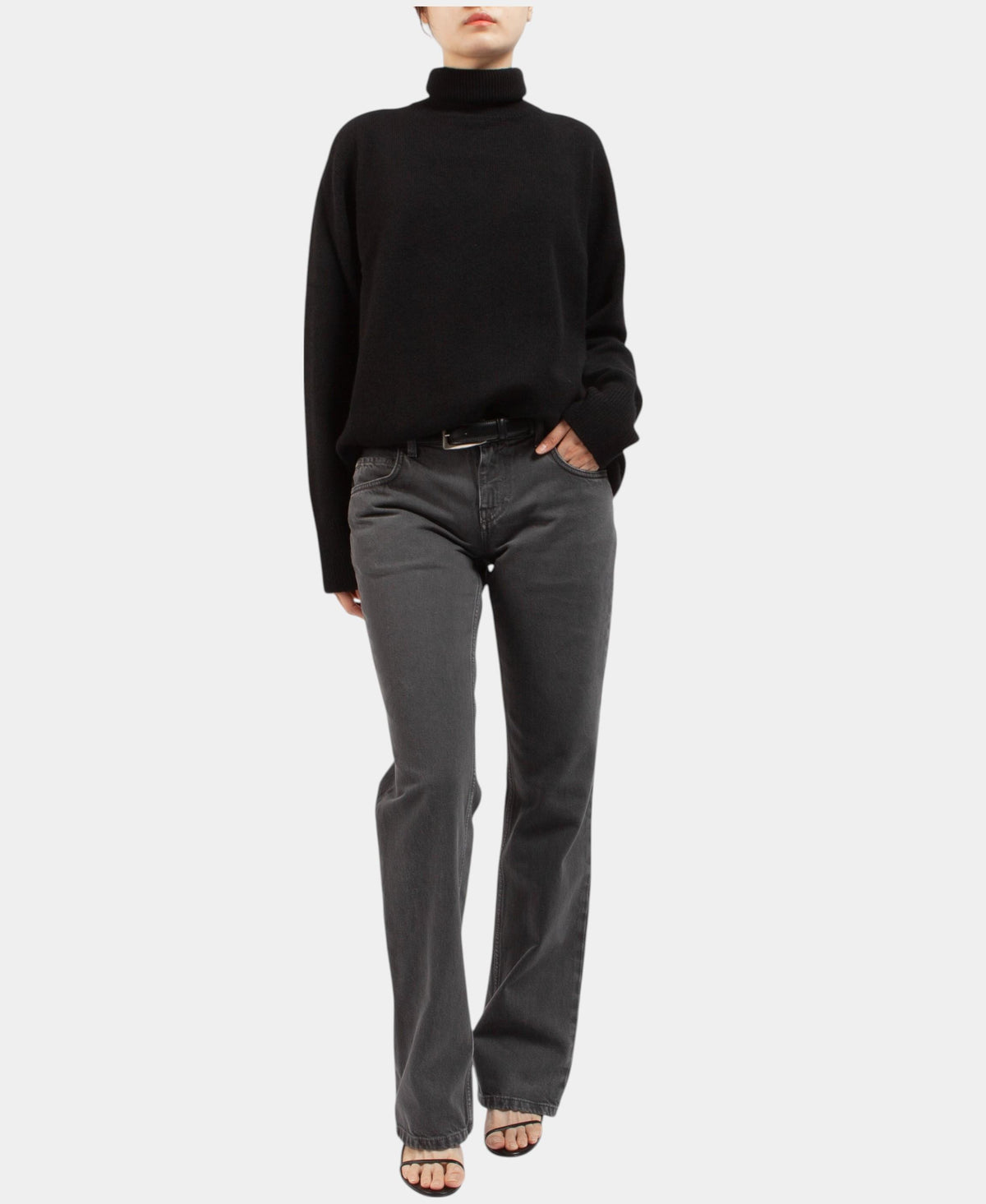 The Row Low Rise Straight Leg Denim Jeans LYNDSEY 8726W3810 FBK