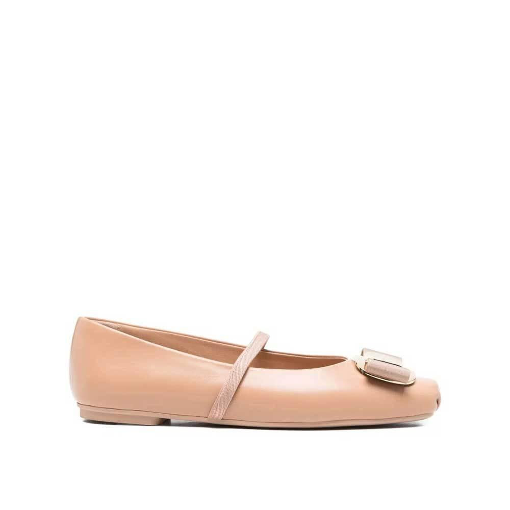 Ferragamo New Vara Plate Women’s Flat Shoes 01H345 785210