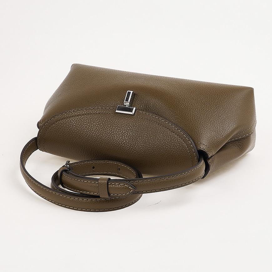 Toteme T-Lock Grain Leather Clutch Bag Women Green 234 WAL944 LE0030