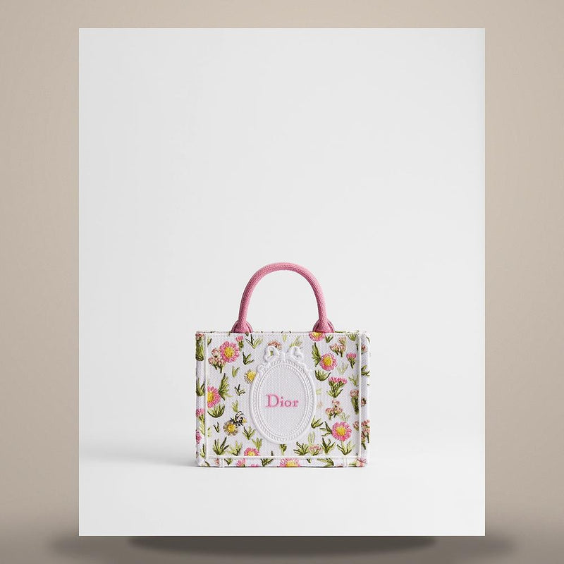 DIOR White Multicolor Daisy Garden Embroidered Strap Mini Tote Ba S5584PEHY M933