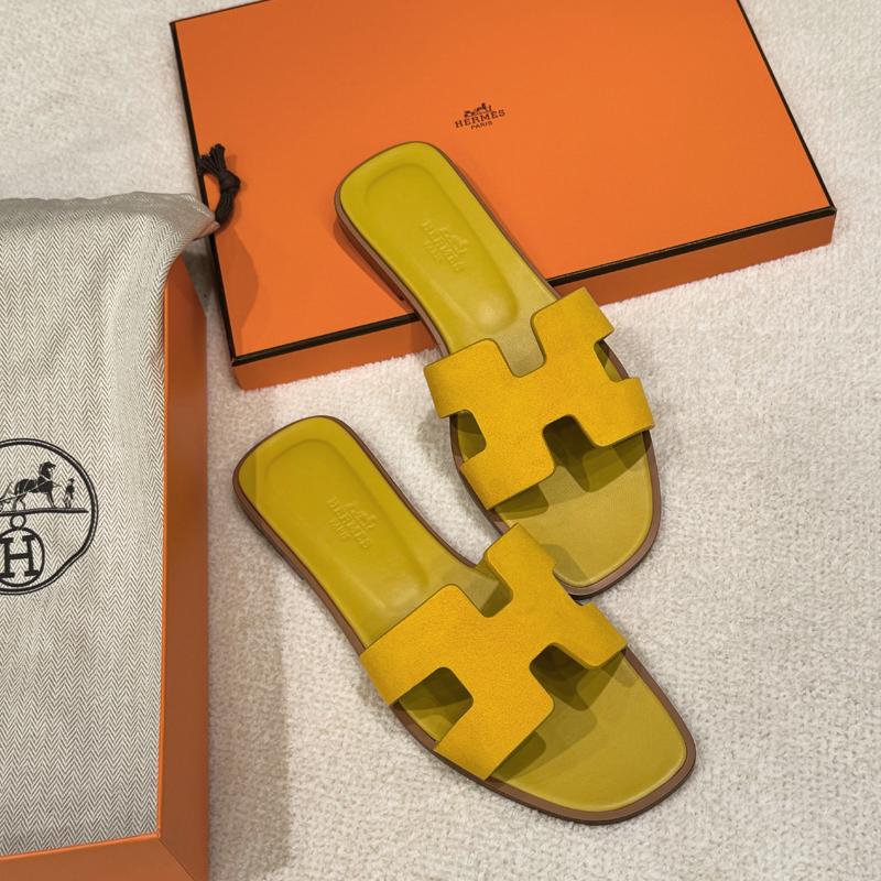 HERMES Suede Calfskin Oran Sandals Gold Yellow Women’s