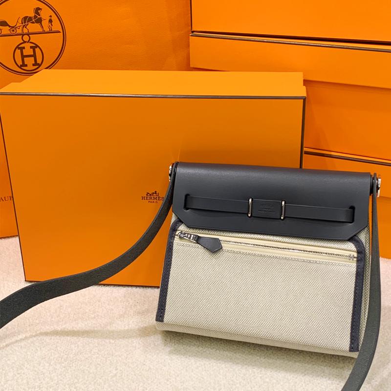 HERMES Herbag 20 Mini Military Canvas Cowhide Gray Crossbody Bag