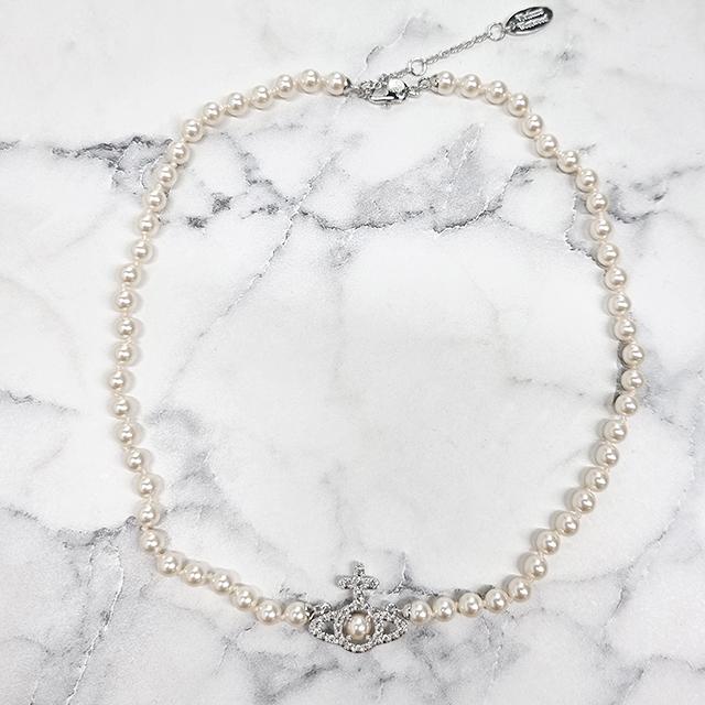 Vivienne Westwood Olympia Pearl Necklace