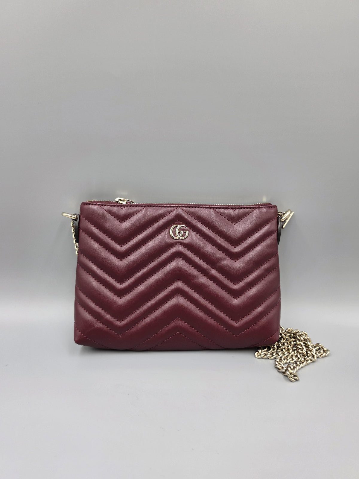 GUCCI GG Marmont Chain Pochette Crossbody Bag Ancora Red