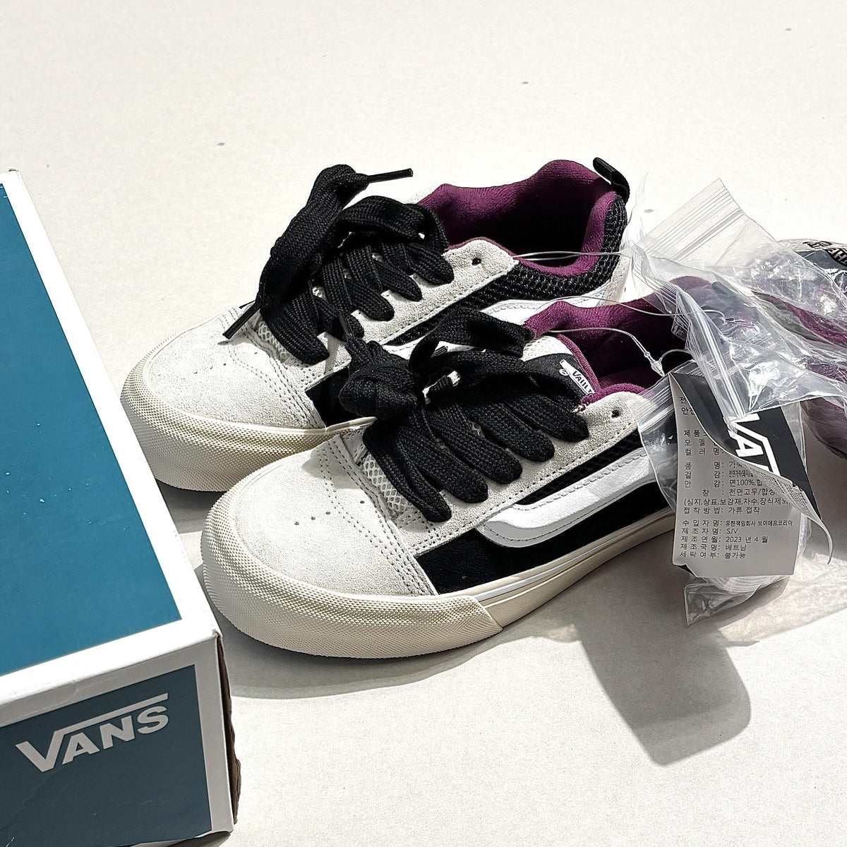 Vans White Vault New Skool Devils Low-Top Sneakers VN0007 QDWHT