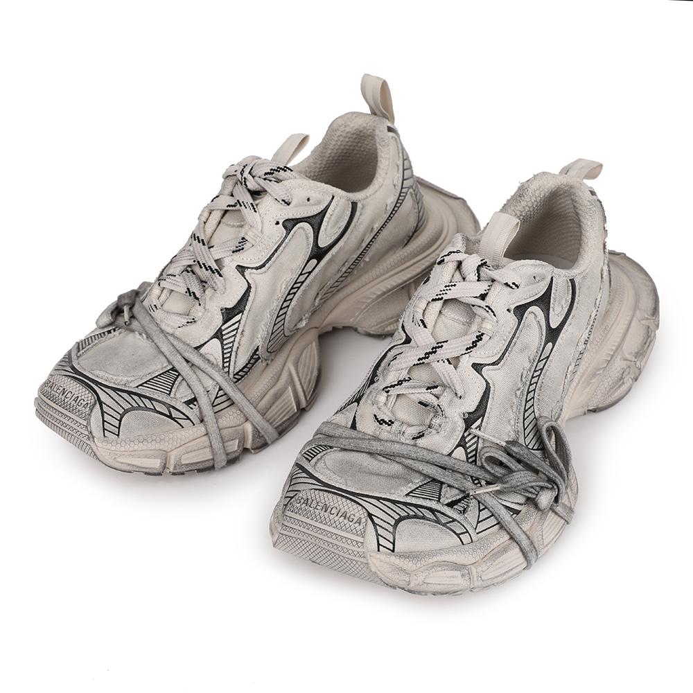 BALENCIAGA Dirty Cutout 3XL Low-Top Sneakers 734734 W3XDC 2002