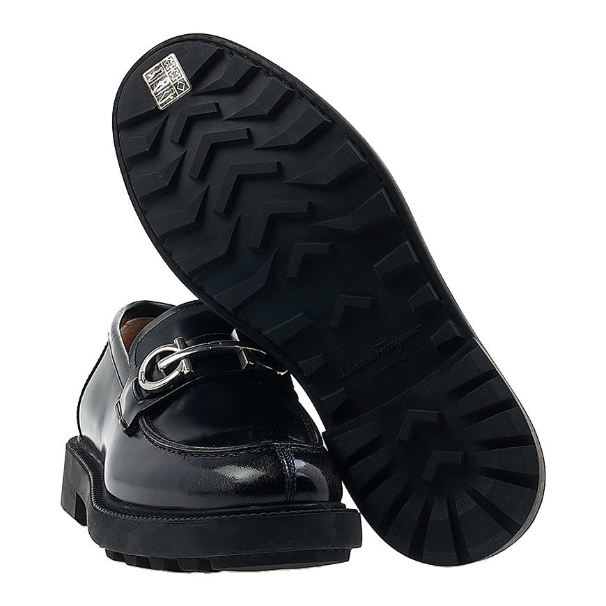 Ferragamo Gancini Ornament Leather Loafers Brown Men’s 0758380 1