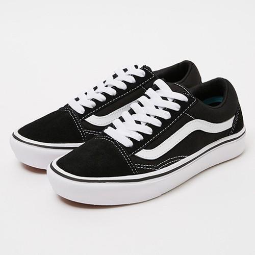 Vans Classic Low-Top Sneakers for Men VN0A3WMAVNE1 DOM