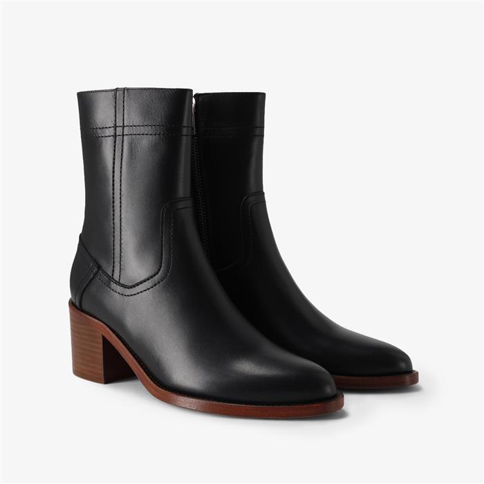 A.P.C. Georgia Leather Ankle Boots Black