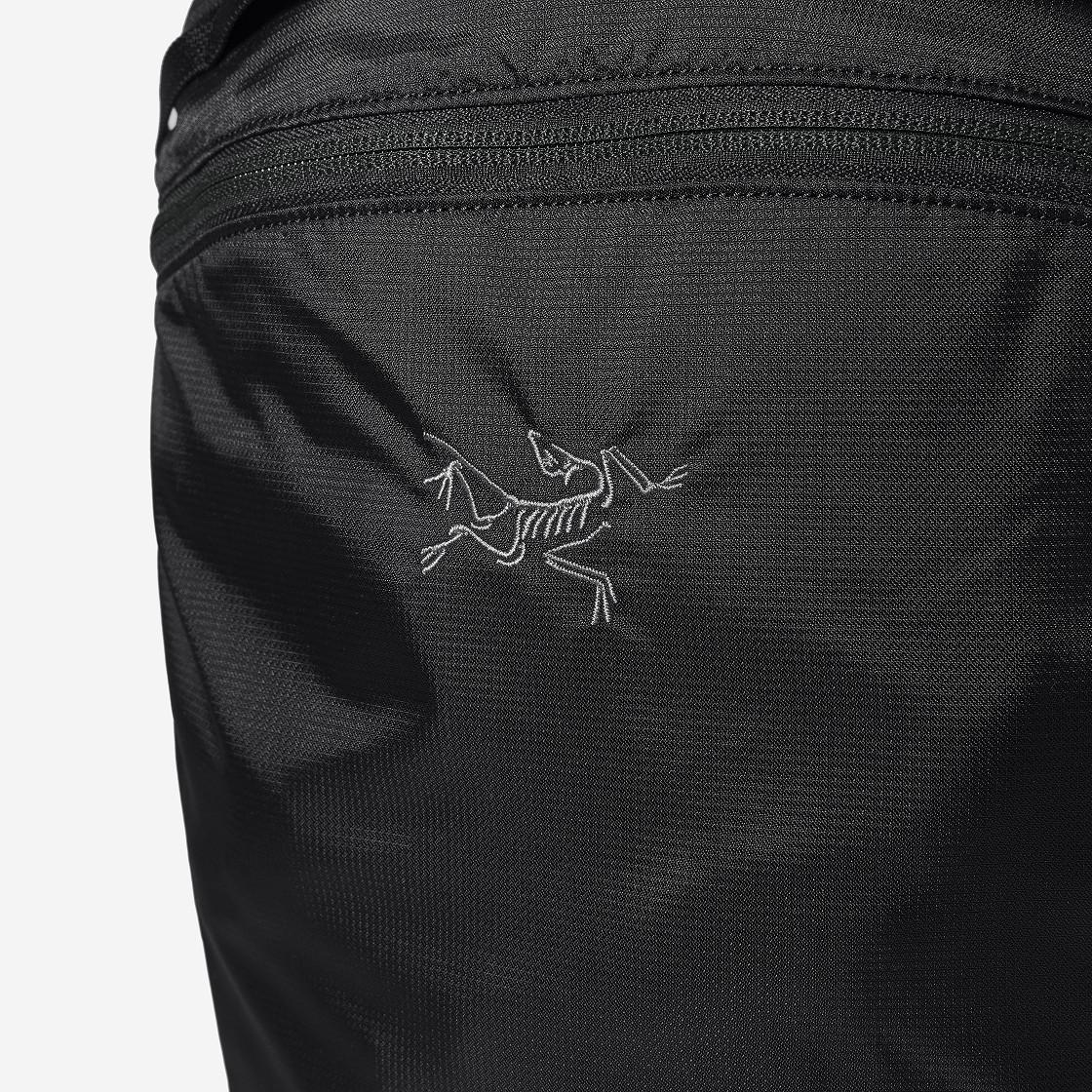 ARC`TERYX Heliad 15 Backpack Black Lightweight Hiking Daypack