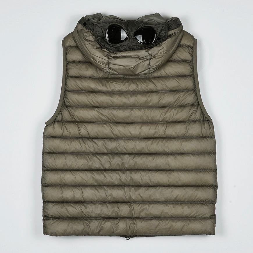 CP Company Men DD Shell Puffer Vest 19CMVE032A 110416A 356