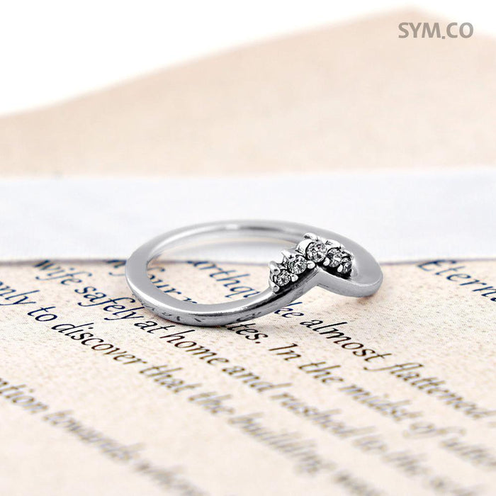 PANDORA Tiara Wishbone Women’s Silver Ring