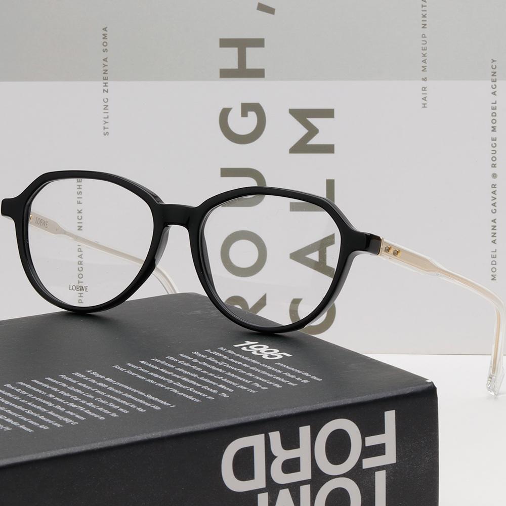 LOEWE Black Acetate Rectangle Eyeglass Frames Unisex LW50010U 001