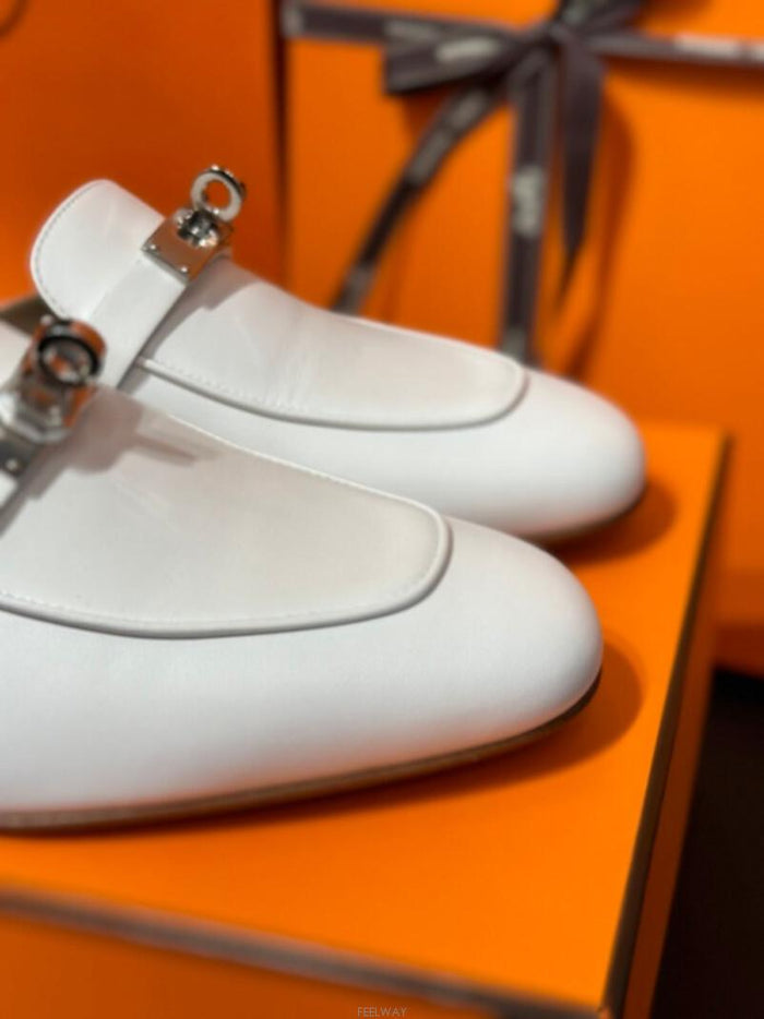 HERMES Oz Kelly Mule Slippers White Silver-Tone Hardware Sandals