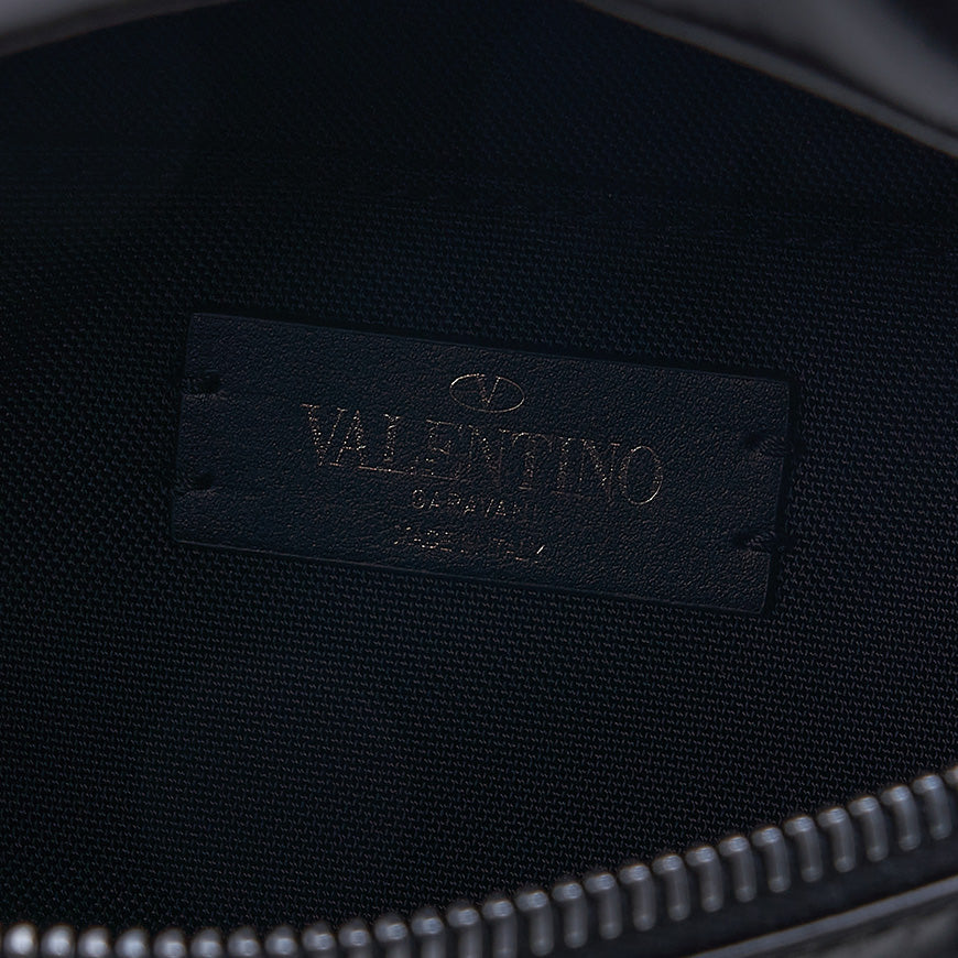 VALENTINO VLTN Logo Black Unisex Clutch Pouch 2Y2P0U02 MWL 0NI 1