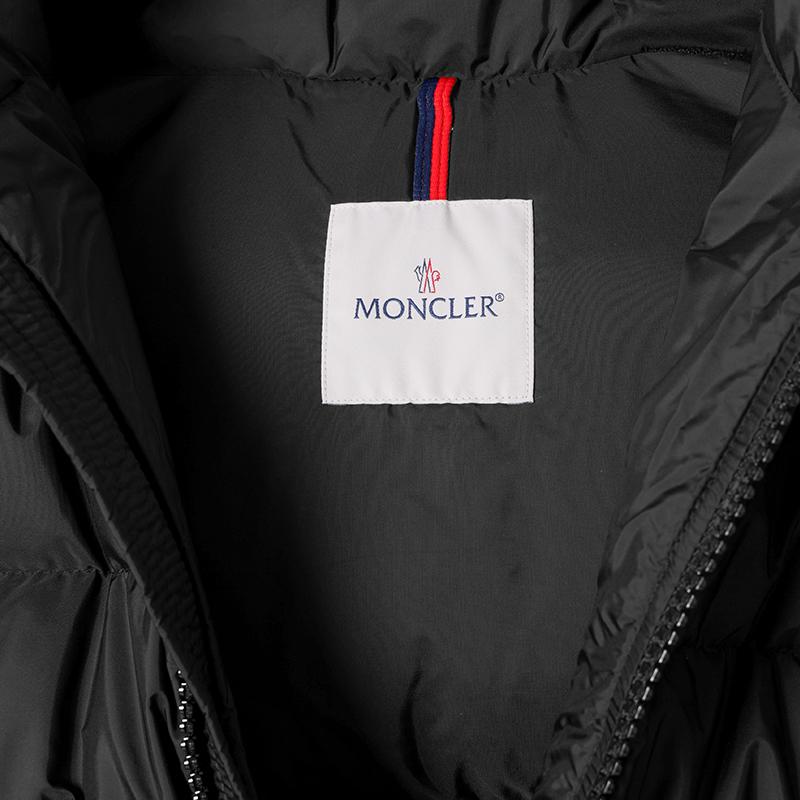 Moncler Maya Puffer Hooded Short Down Jacket Black