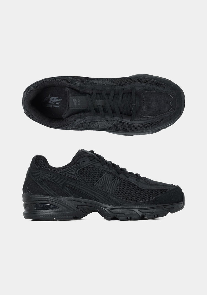 New Balance Black Low-Top Sneakers U509BC