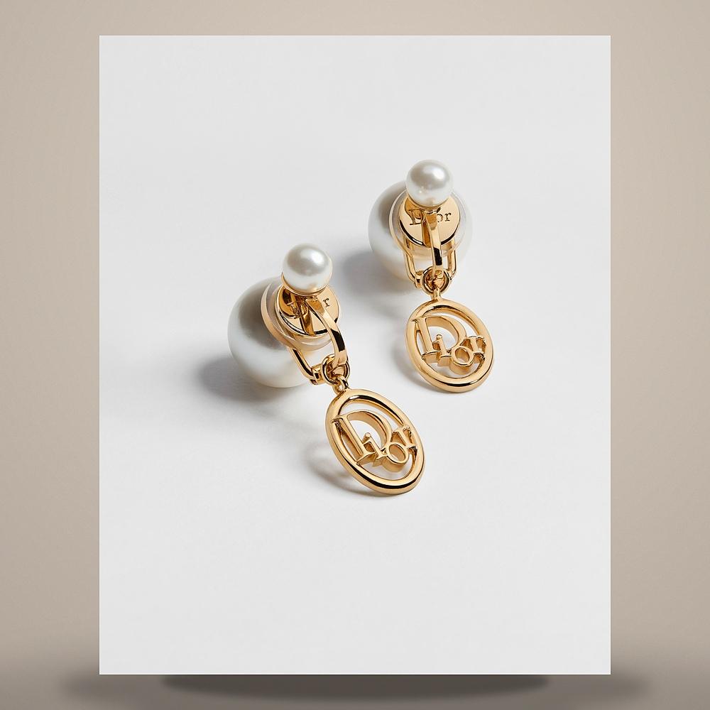 DIOR Tribales Clip Earrings Gold-Tone Metal White Resin Pearls E4896WOMRS D301