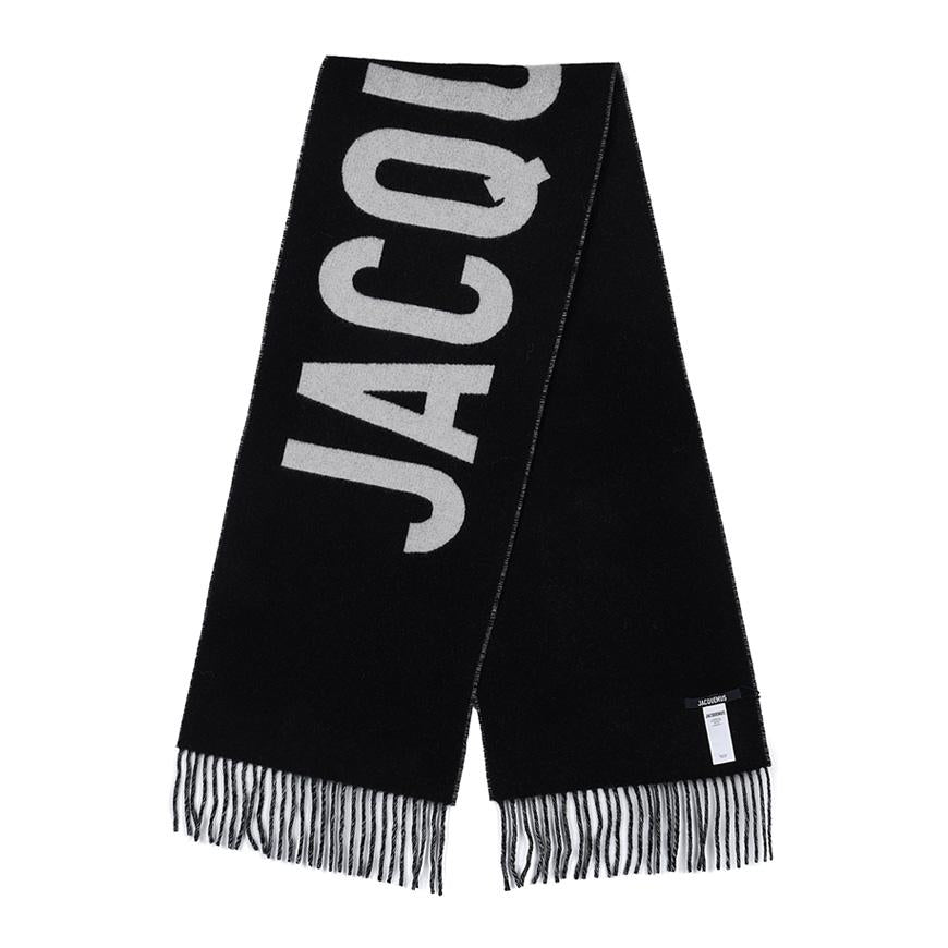 JACQUEMUS Unisex Fringe Logo Scarf Black Wool ACU00435 AOT4001