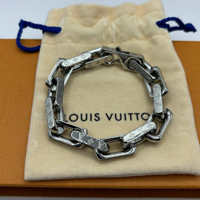 Louis Vuitton Monogram Chain Bracelet Unisex Silver-Tone Accessories M00309