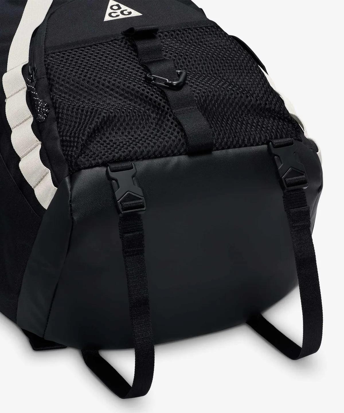 Nike ACG Daymax Backpack 25L Black