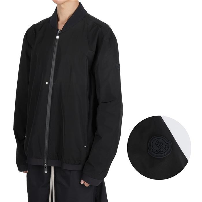 Moncler Logo Patch Trilorod Jacket 1A00171 549P3 999 TRELOD