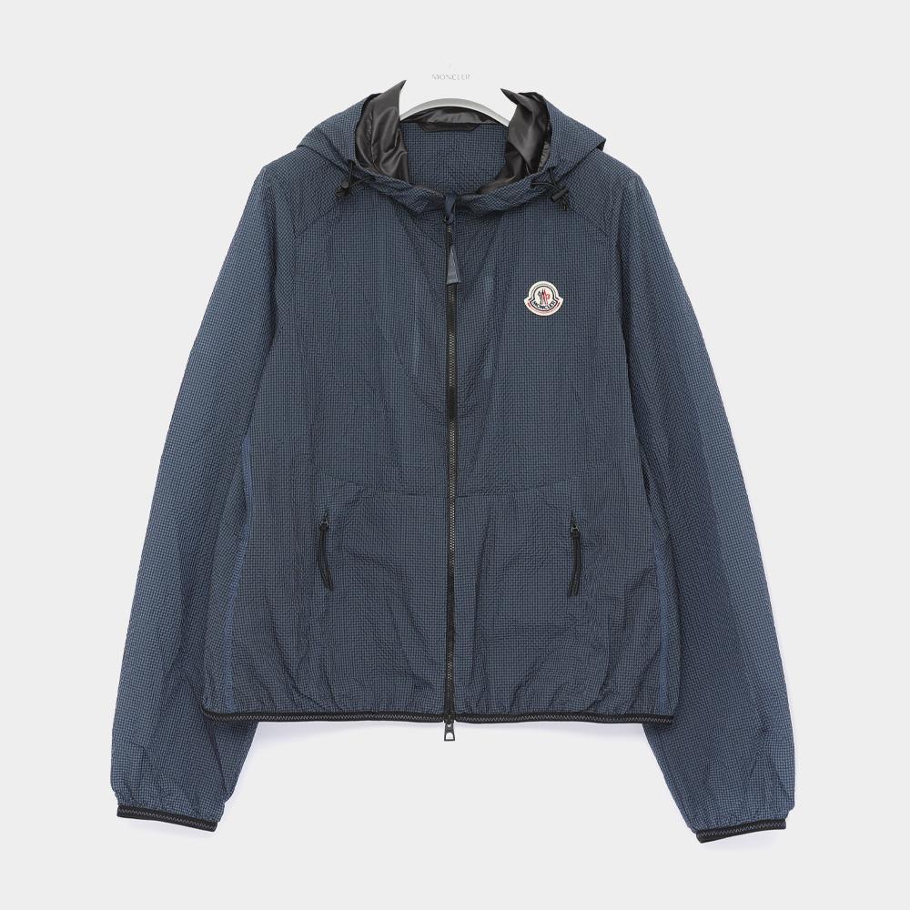 Moncler Seersucker Hooded Jacket with Patch Logo for Wo 1A00113 599G9 F79 EDASIC