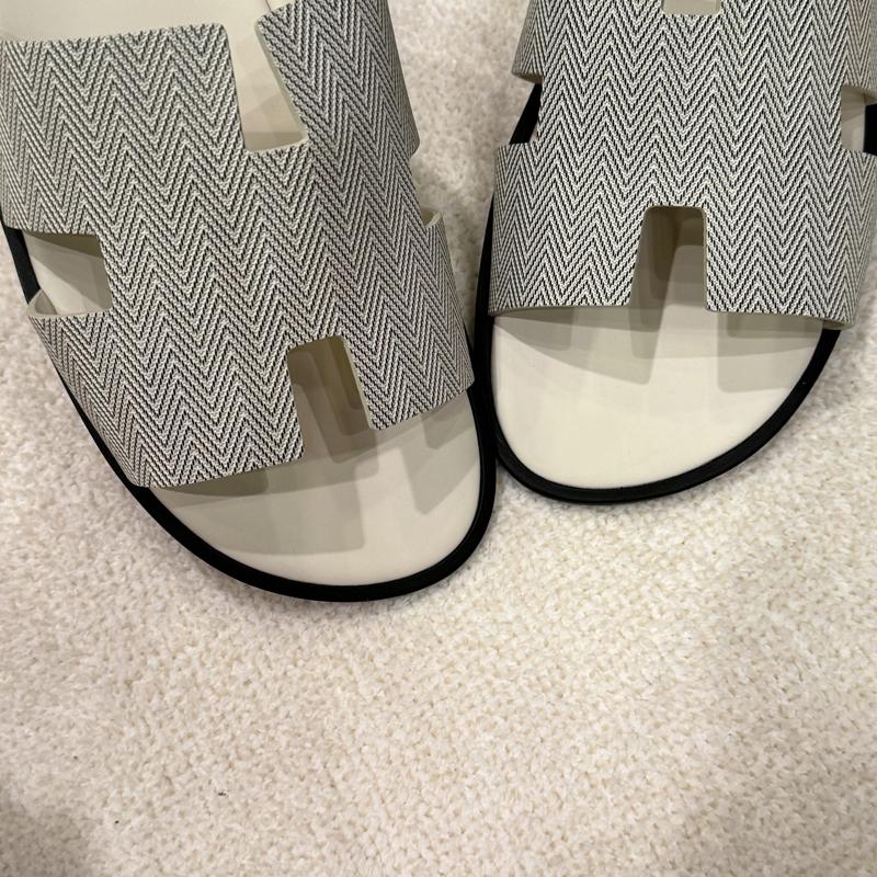 HERMES Izmir Sandals White Herringbone Calfskin Men's Slippers