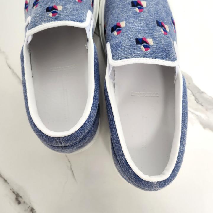 Isabel Marant Blue Logo Embroidered Low-Top Sneakers Men BK0094 22P026N