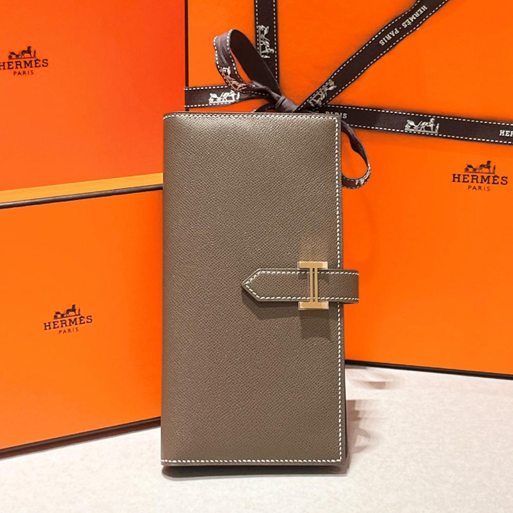 HERMES Beaun Long Wallet Etoupe Leather Gold Hardware Unisex