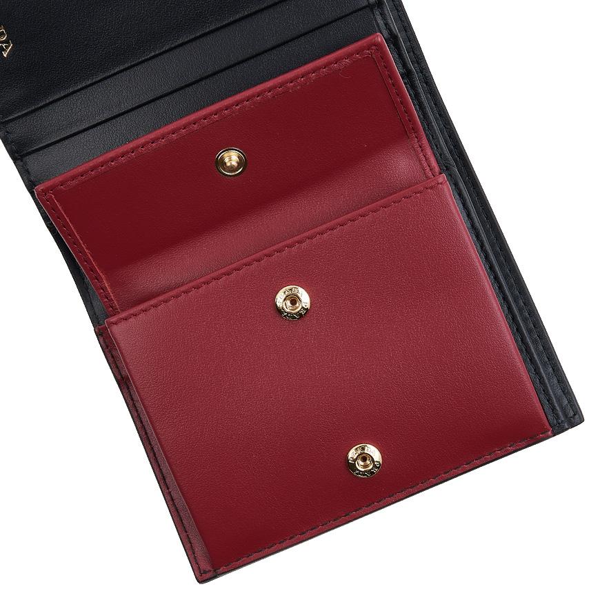 PRADA Women's Patent Leather Bifold Wallet 1MV204 069 F03KJ