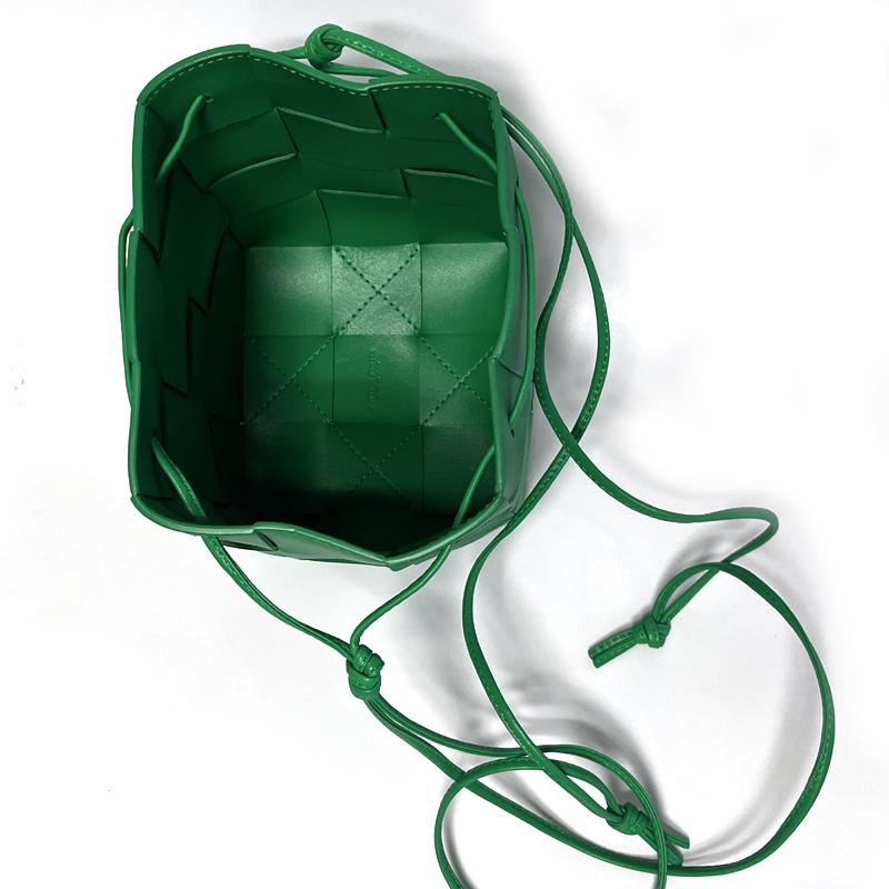 Bottega Veneta Cassette Small Bucket Shoulder Bag Leather Green