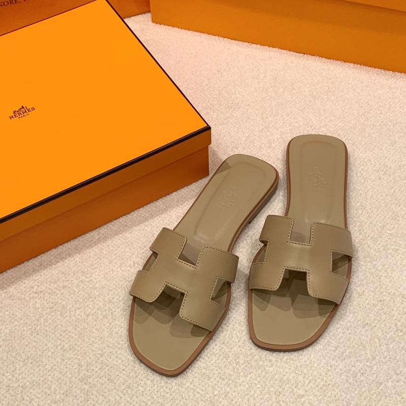 HERMES Oran Sandals Calfskin Khaki Beige Slides