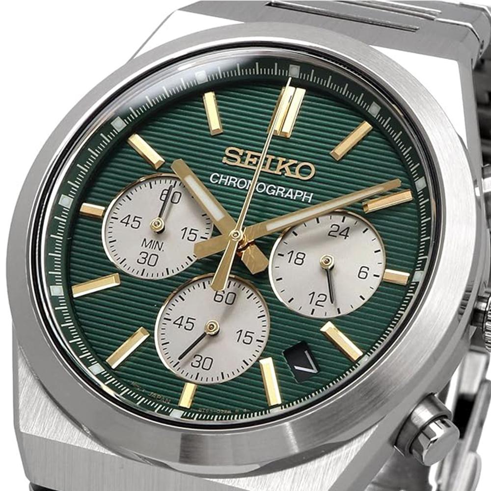 Seiko Men’s Chronograph Sapphire Silver Green Metal Watch SSB461 P1
