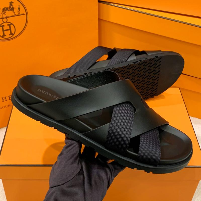 HERMES Kazimir Slippers Calfskin Black