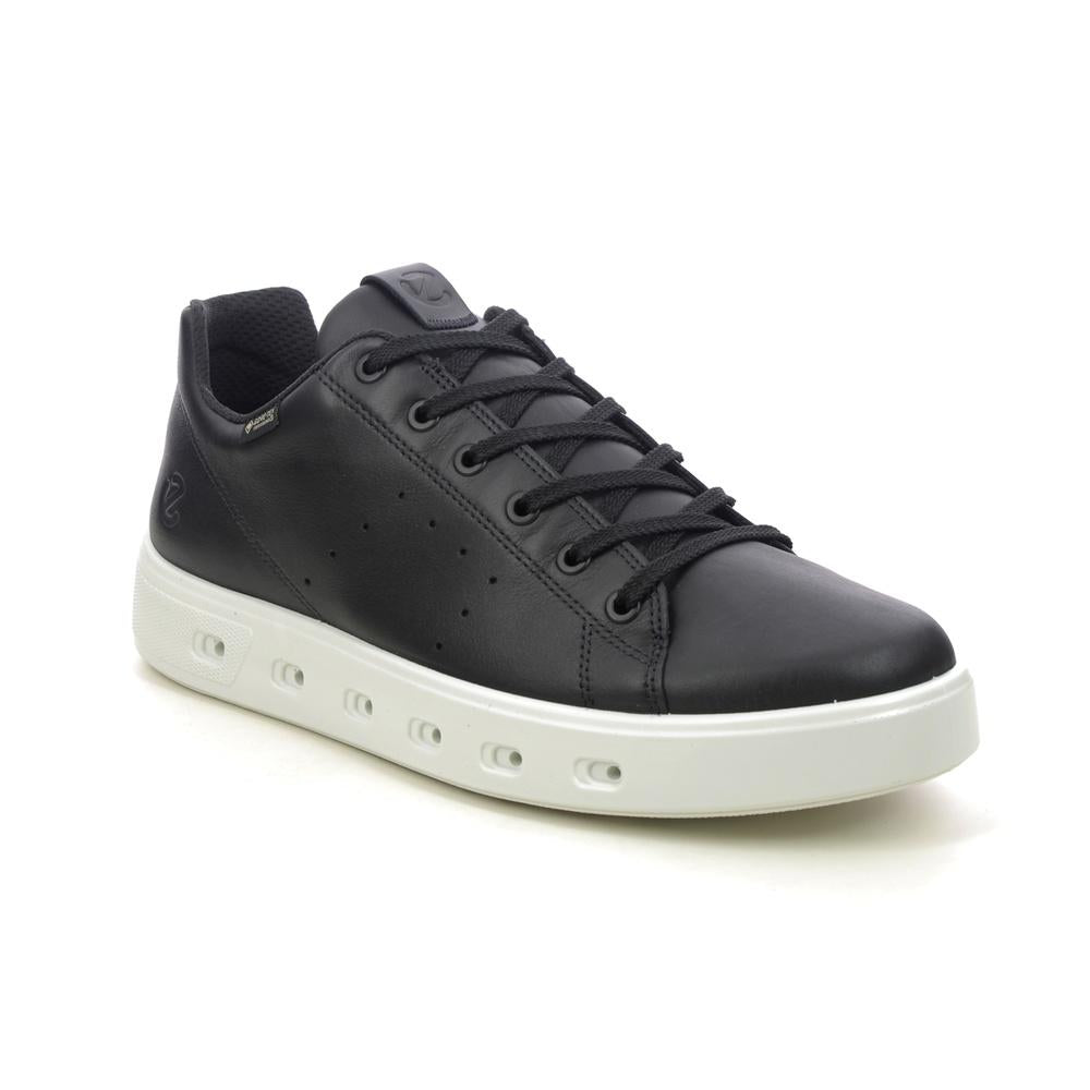 ecco Black Leather Street 720 Low-Top Sneakers for Men