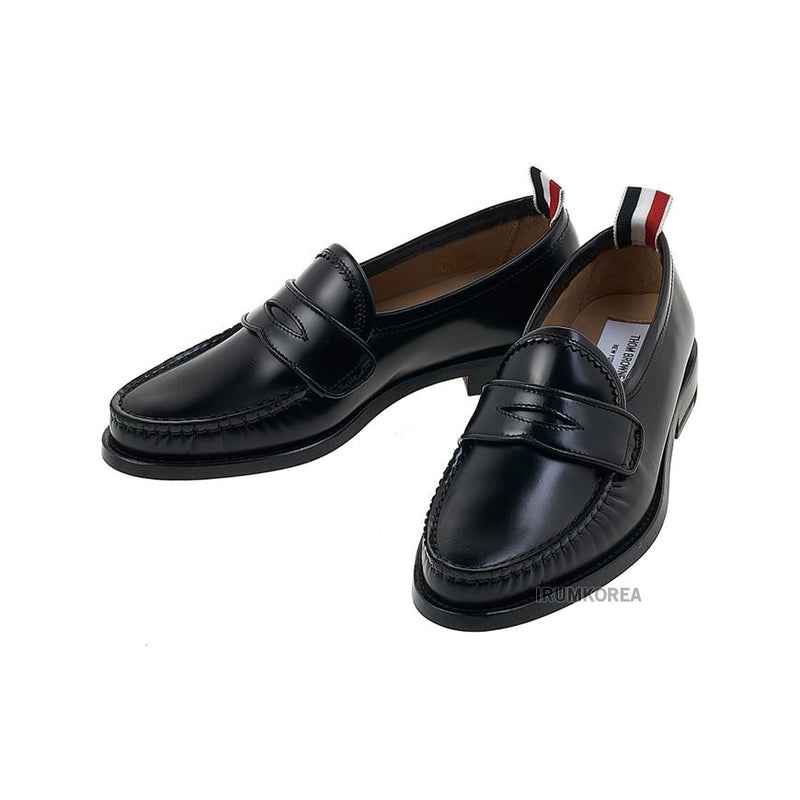THOM BROWNE Womens Spazzolato Pleated Varsity Loafers