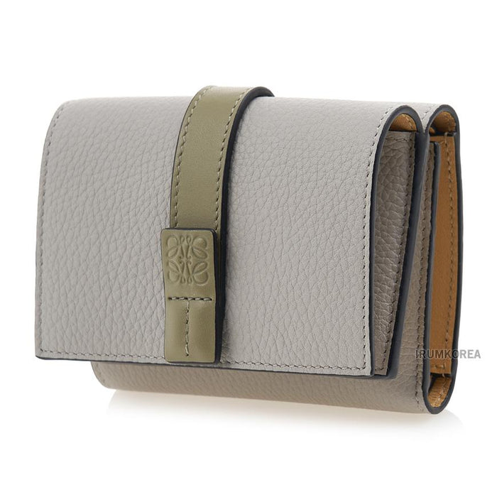 LOEWE Women’s Trifold Wallet C660TR2X03 5666