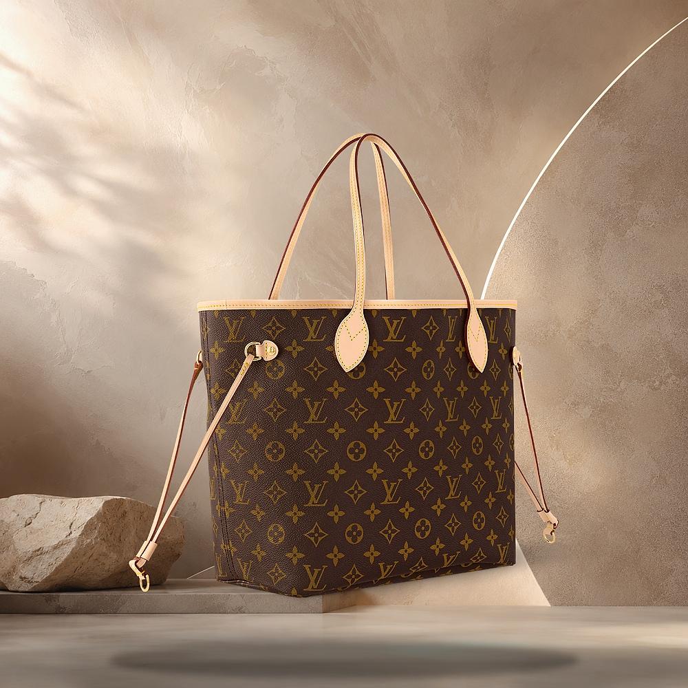 Louis Vuitton Beige Neverfull MM Tote Bag
