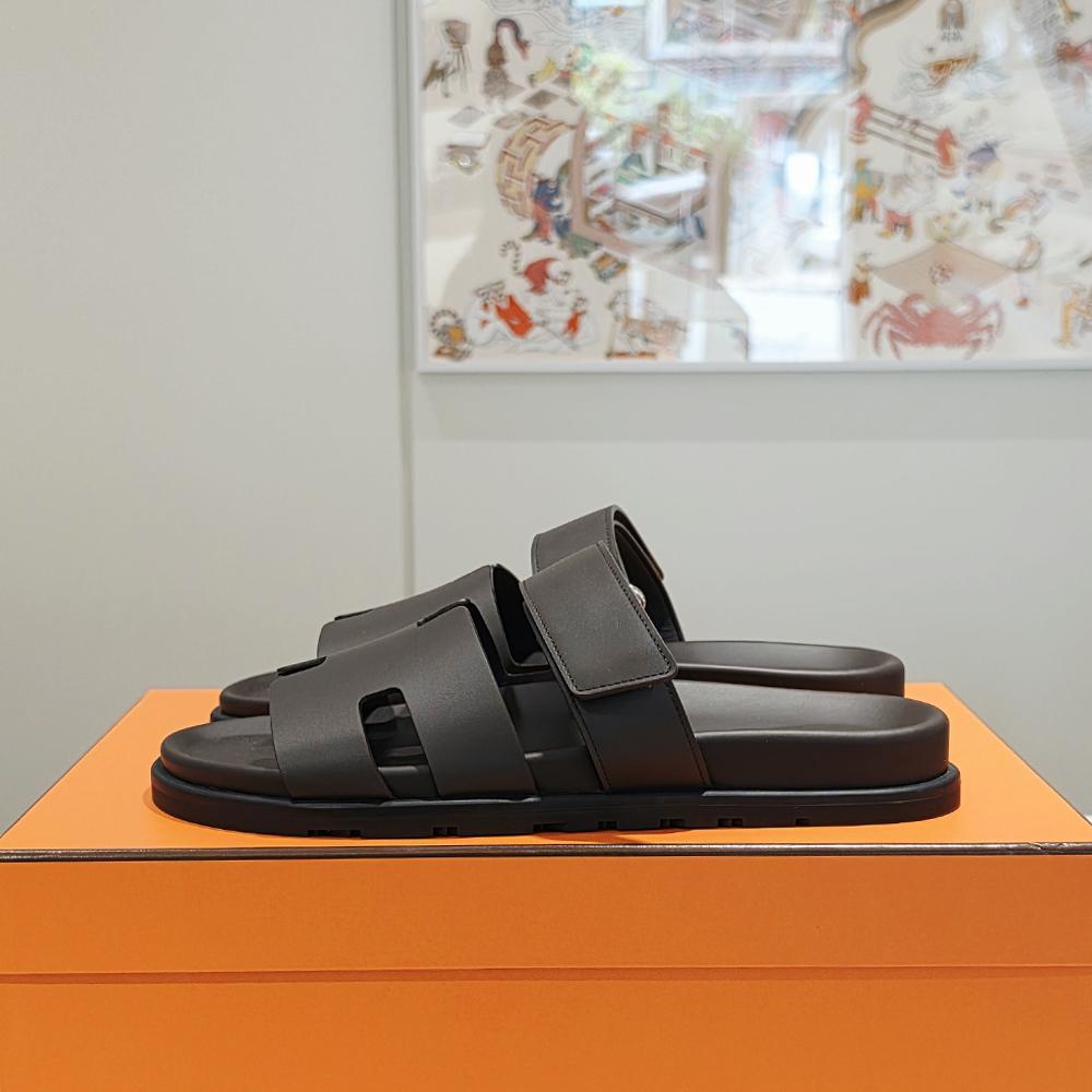 HERMES Men’s Chypre Sandals Brown Ebene Leather