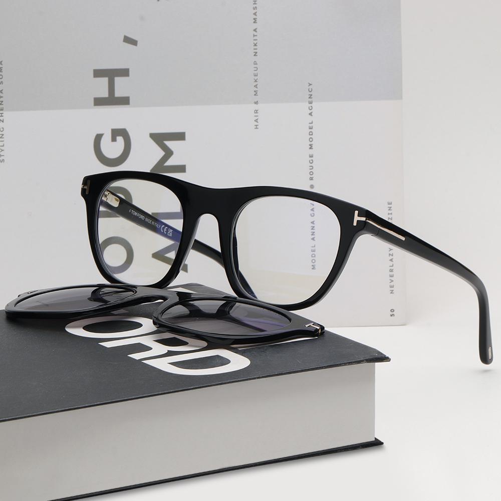 TOM FORD Clip-On Blue Light Blocking Eyeglasses Unisex Accessories TF5895 B 001