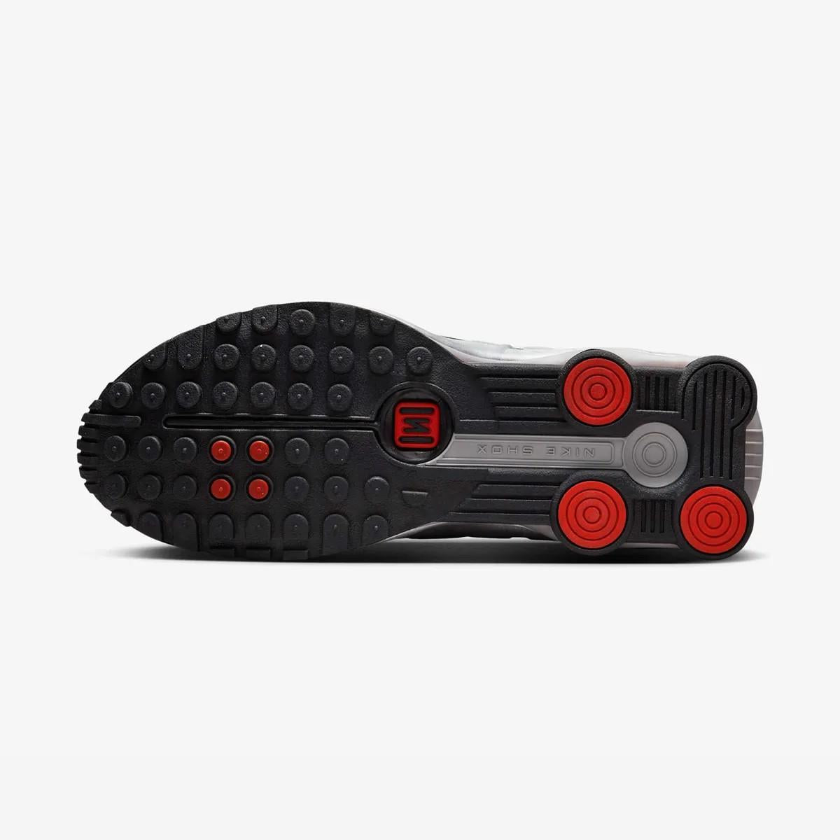 Nike Shox R4 Metallic Silver Black Red Low-Top Sneakers