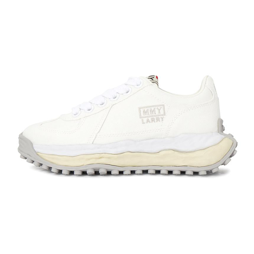Maison Mihara Yasuhiro Larry Original Sole Unisex Low-Top Sneaker A14FW704 WHITE