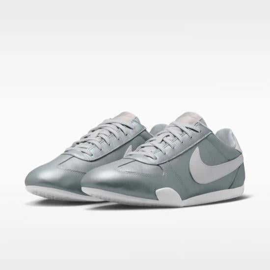 Nike Women’s Sneakers II6984 001 DOM